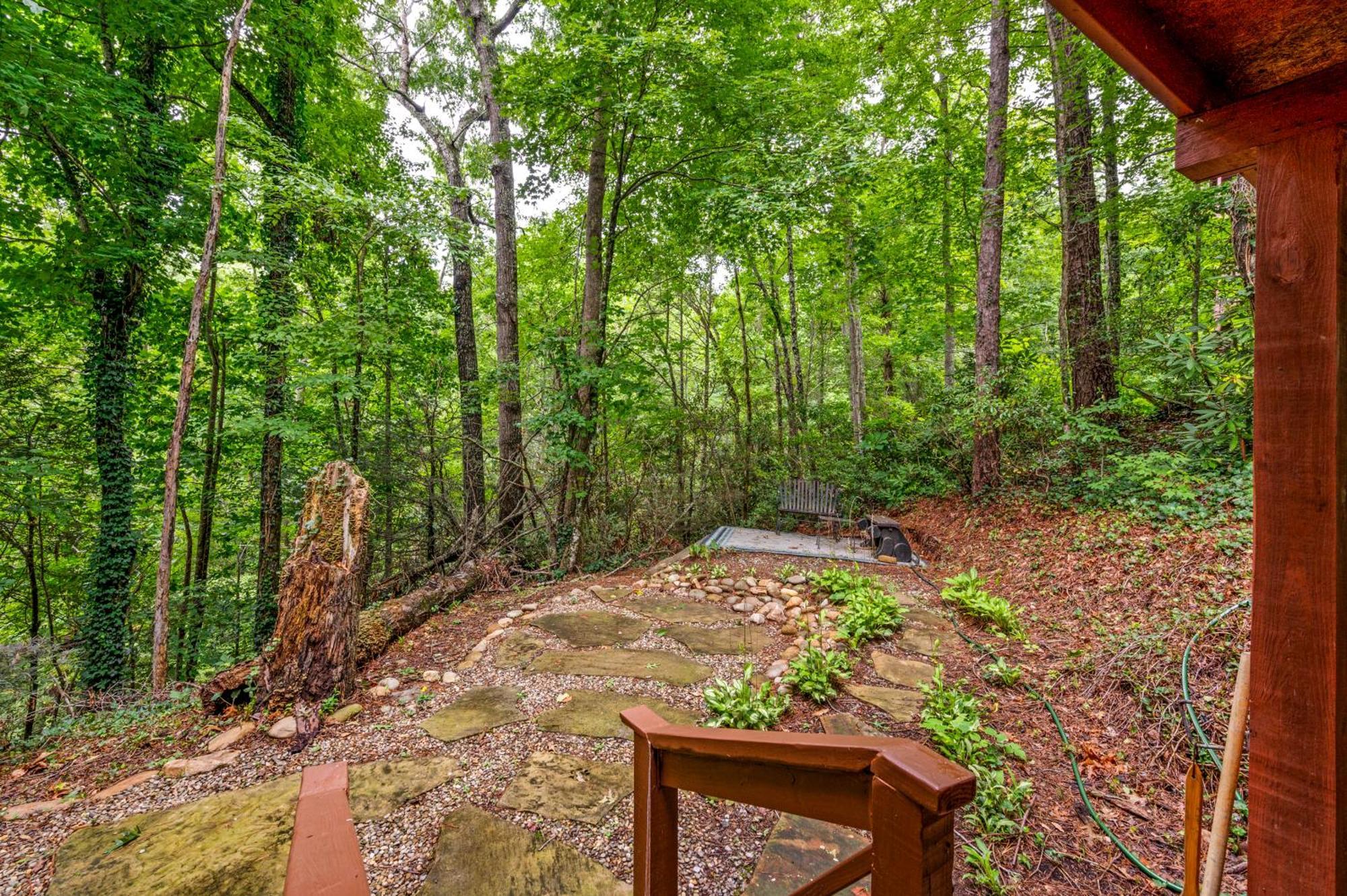 Beautiful Chalet With Fireplace And Large Game Room Gatlinburg Exterior photo